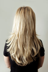 rh1488rt8 dark blonde with light copper blonde highlights golden brown roots